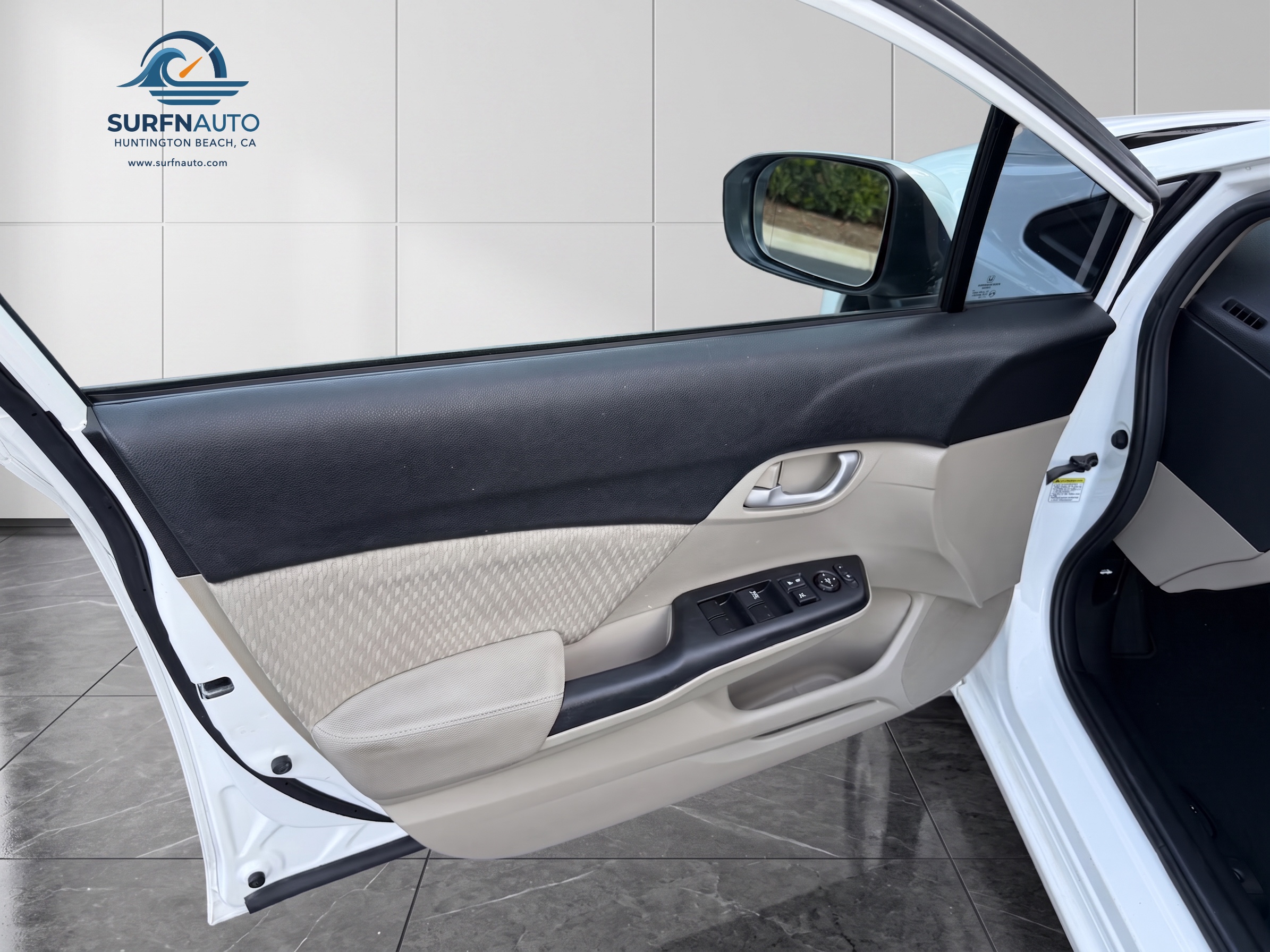 2014 Honda Civic LX driver door panel