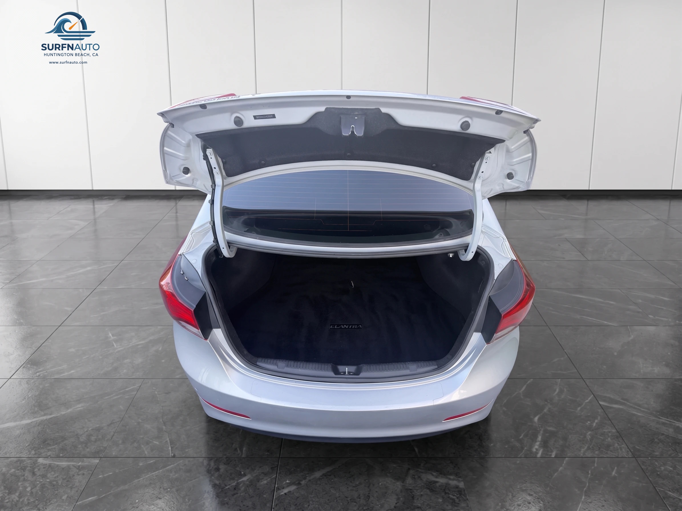 2015 Hyundai Elantra Limited Sedan 4D interior photo 4