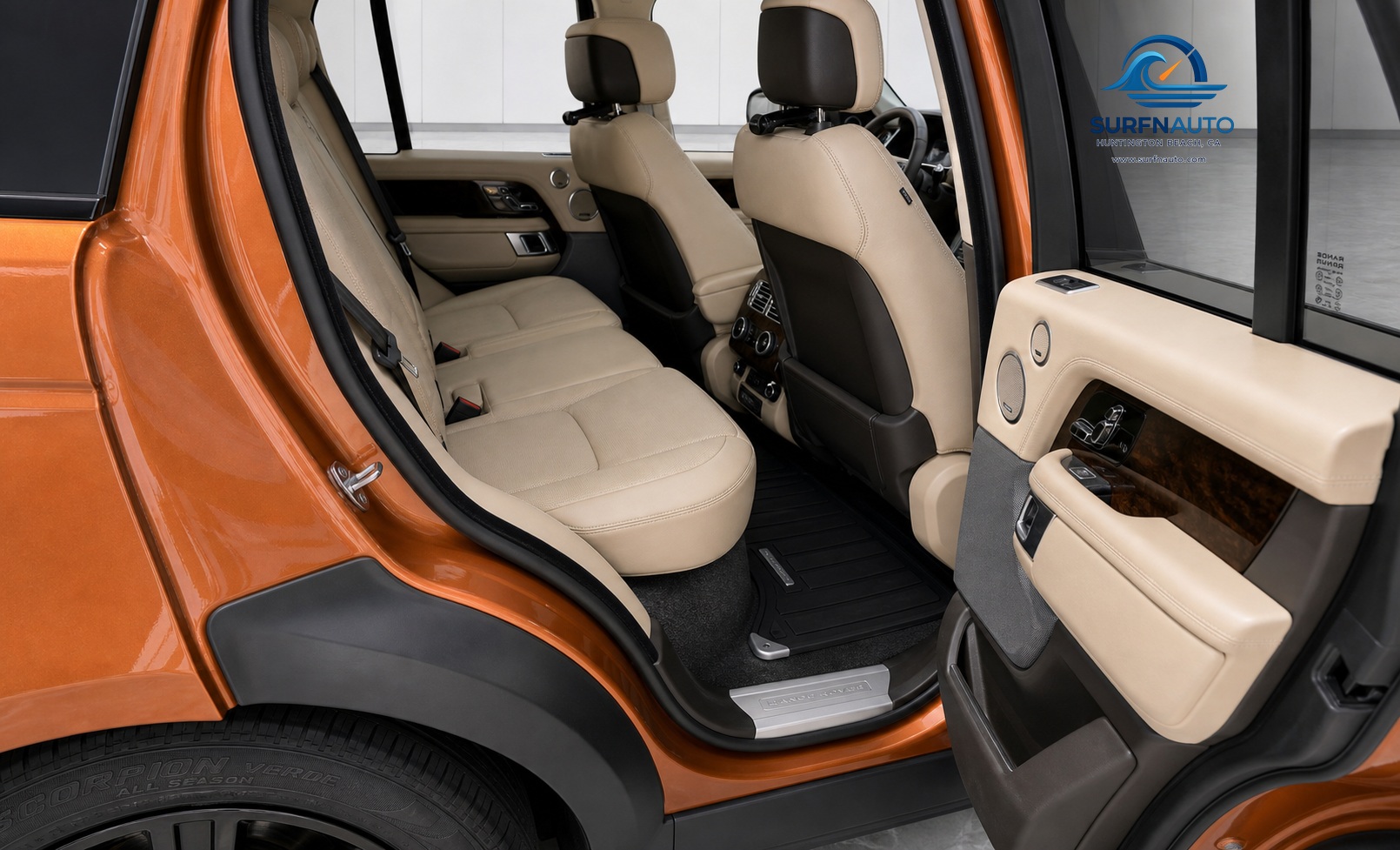 2021 Land Rover Range Rover HSE TD6 Sport Utility 4D interior photo 5