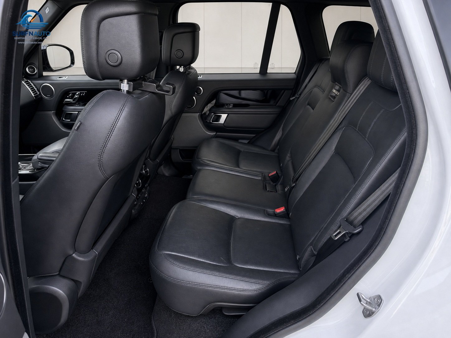 2019 Land Rover Range Rover HSE Sport Utility 4D interior photo 2
