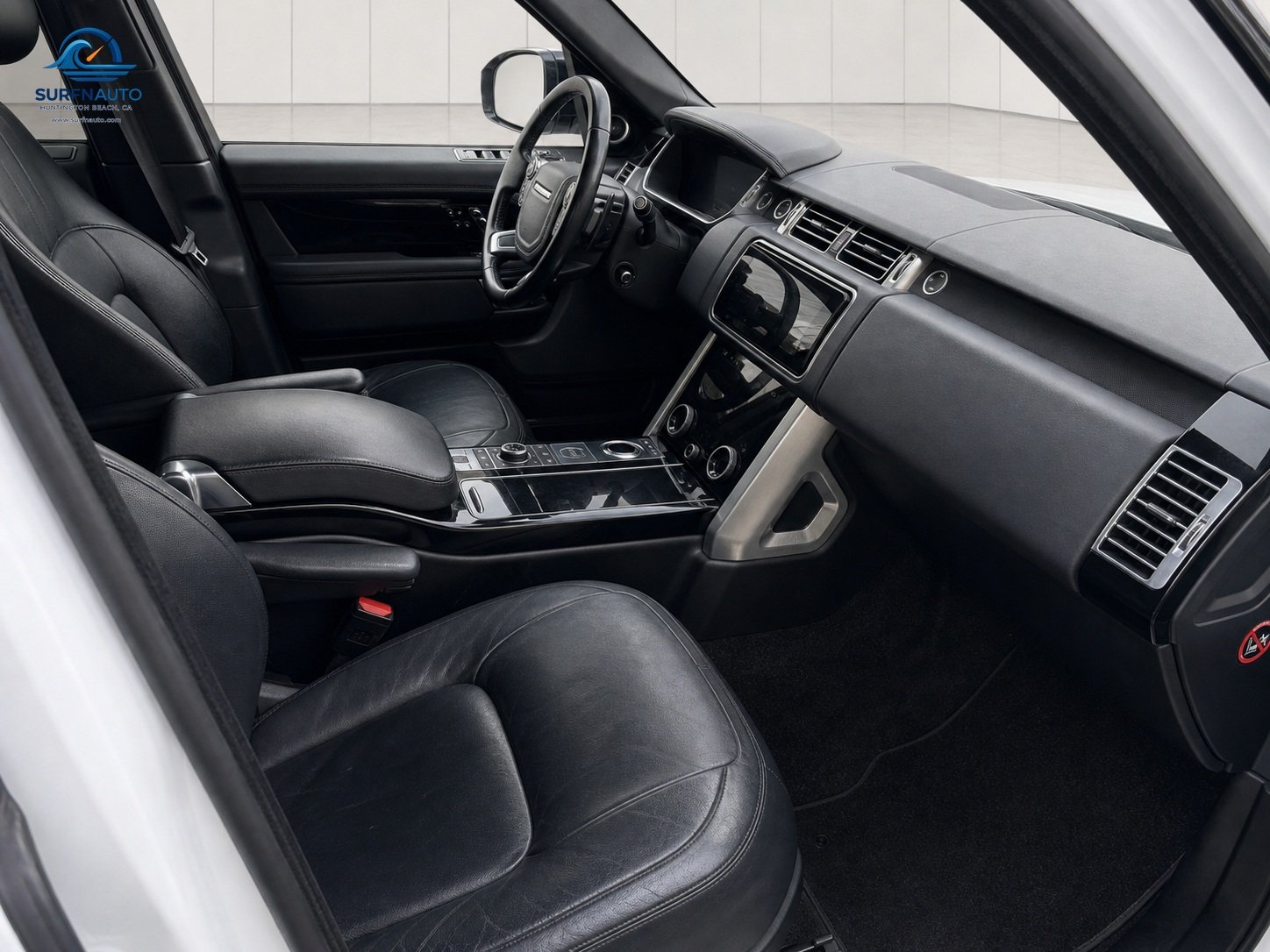 2019 Land Rover Range Rover HSE Sport Utility 4D interior photo 6